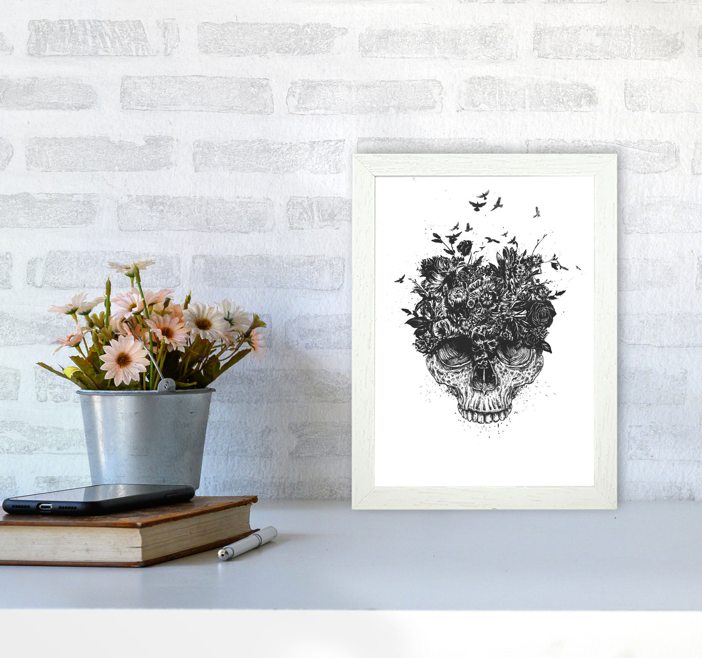 My Head Is A Jungle Skull B&W Art Print by Balaz Solti A4 Oak Frame