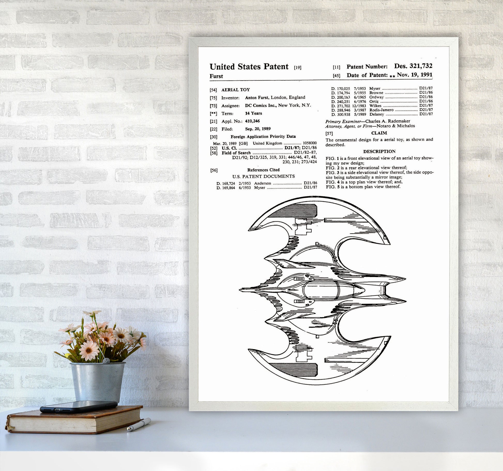 Batwing Patent Side View Art Print by Jason Stanley A1 Oak Frame
