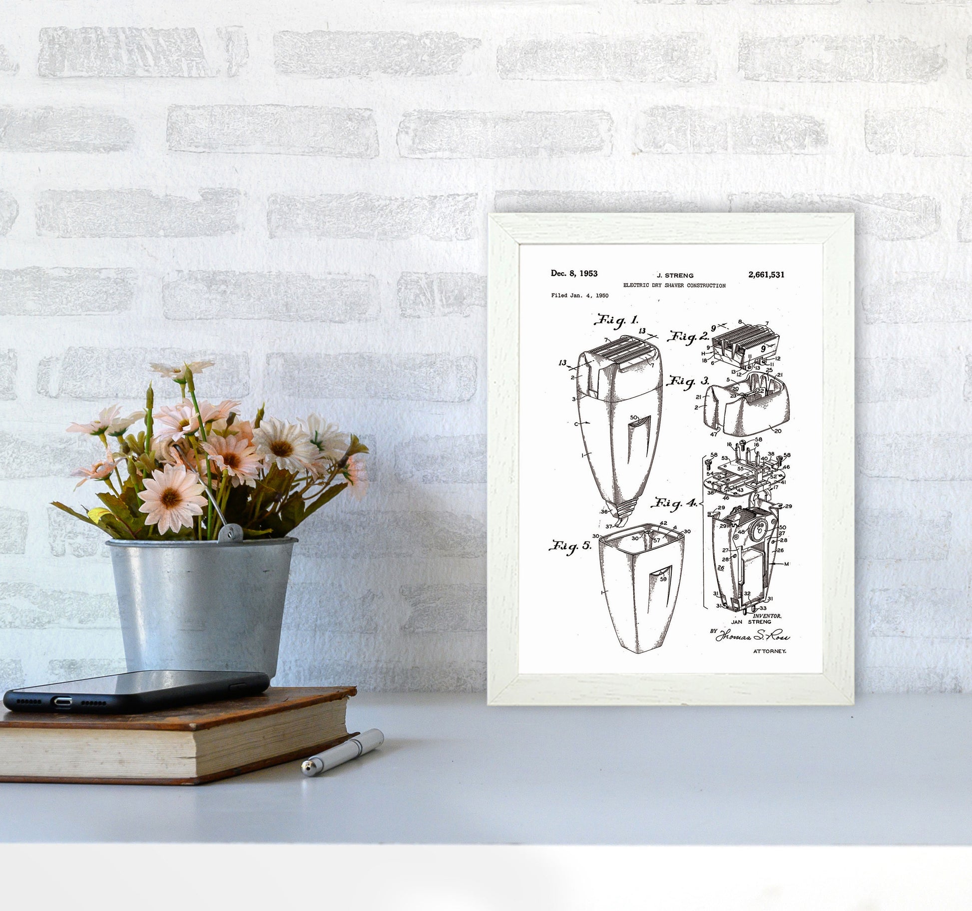 Electric Razor Patent Art Print by Jason Stanley A4 Oak Frame