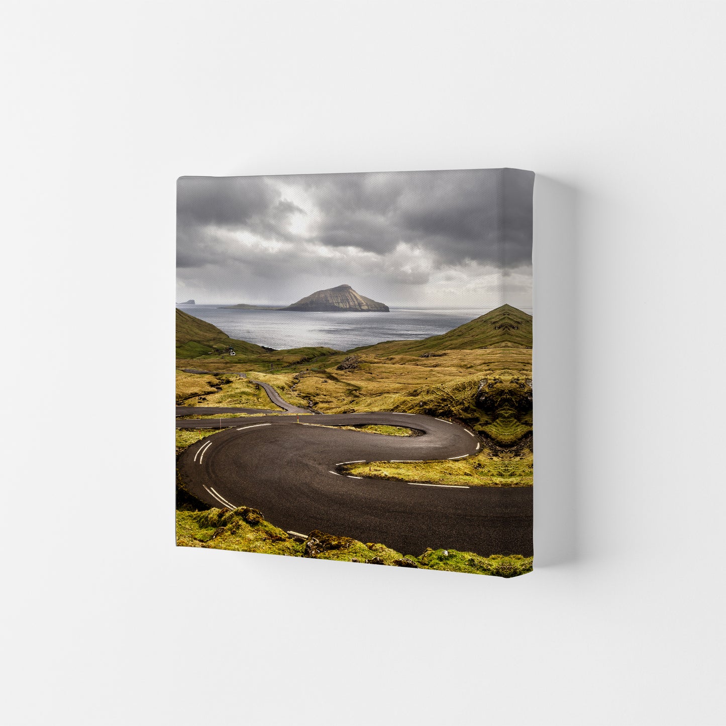 Going Round Art Print by Karsten Wrobel Canvas