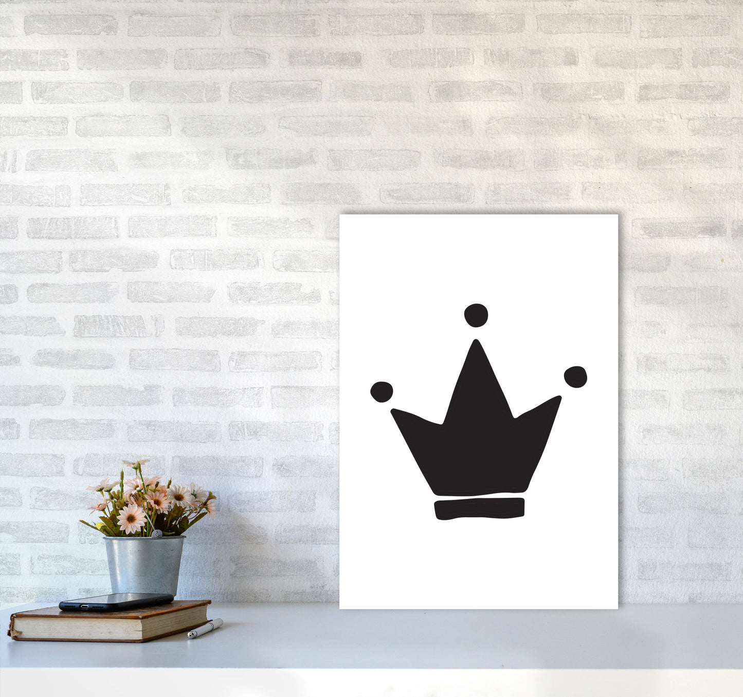 Black Crown Modern Print A2 Black Frame