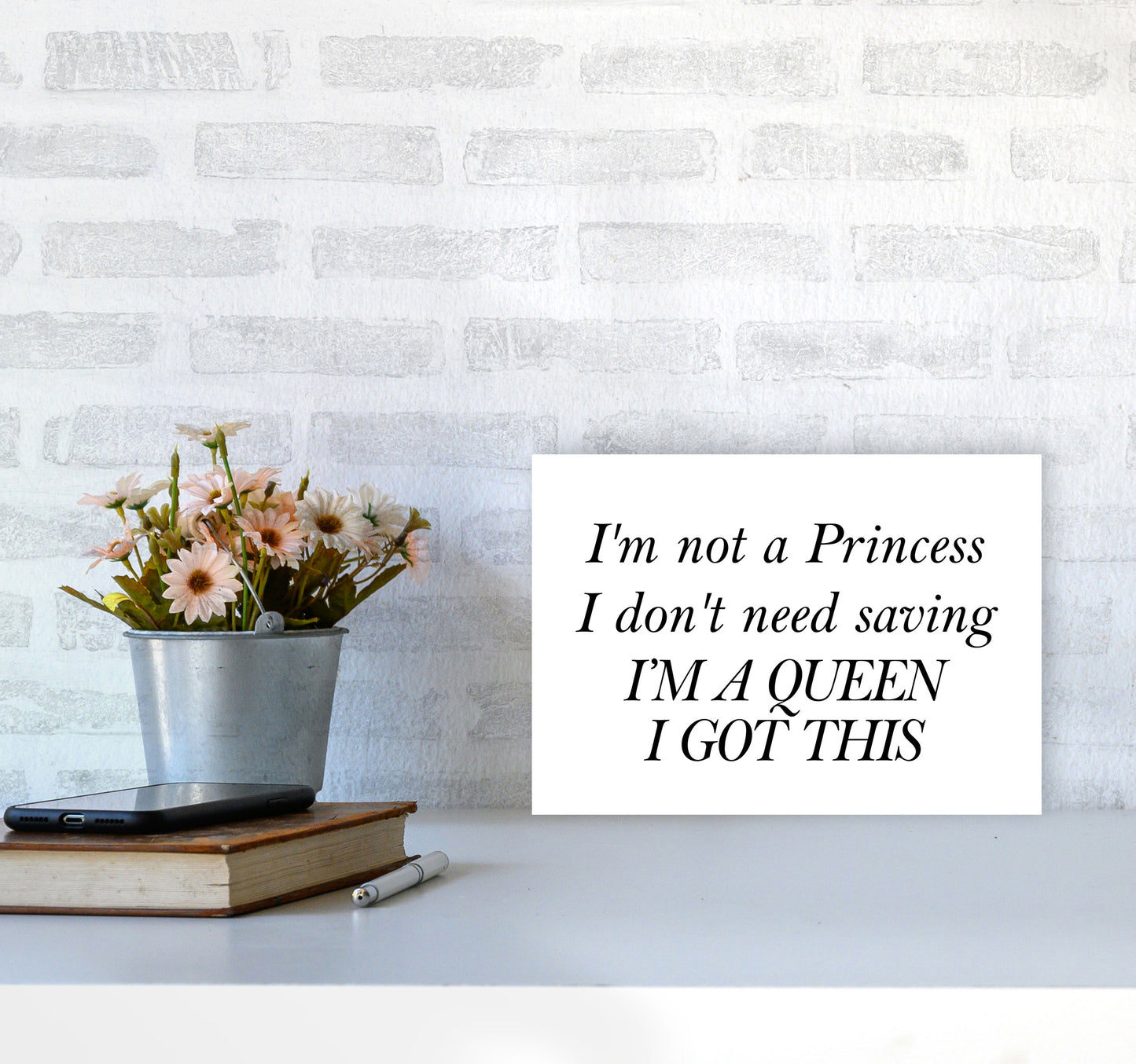 I'm A Queen Framed Typography Wall Art Print A4 Black Frame