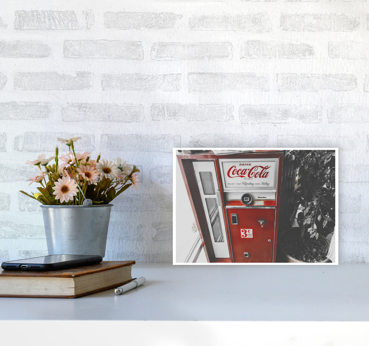 Coca Cola Vending Machine Modern Print A4 Black Frame