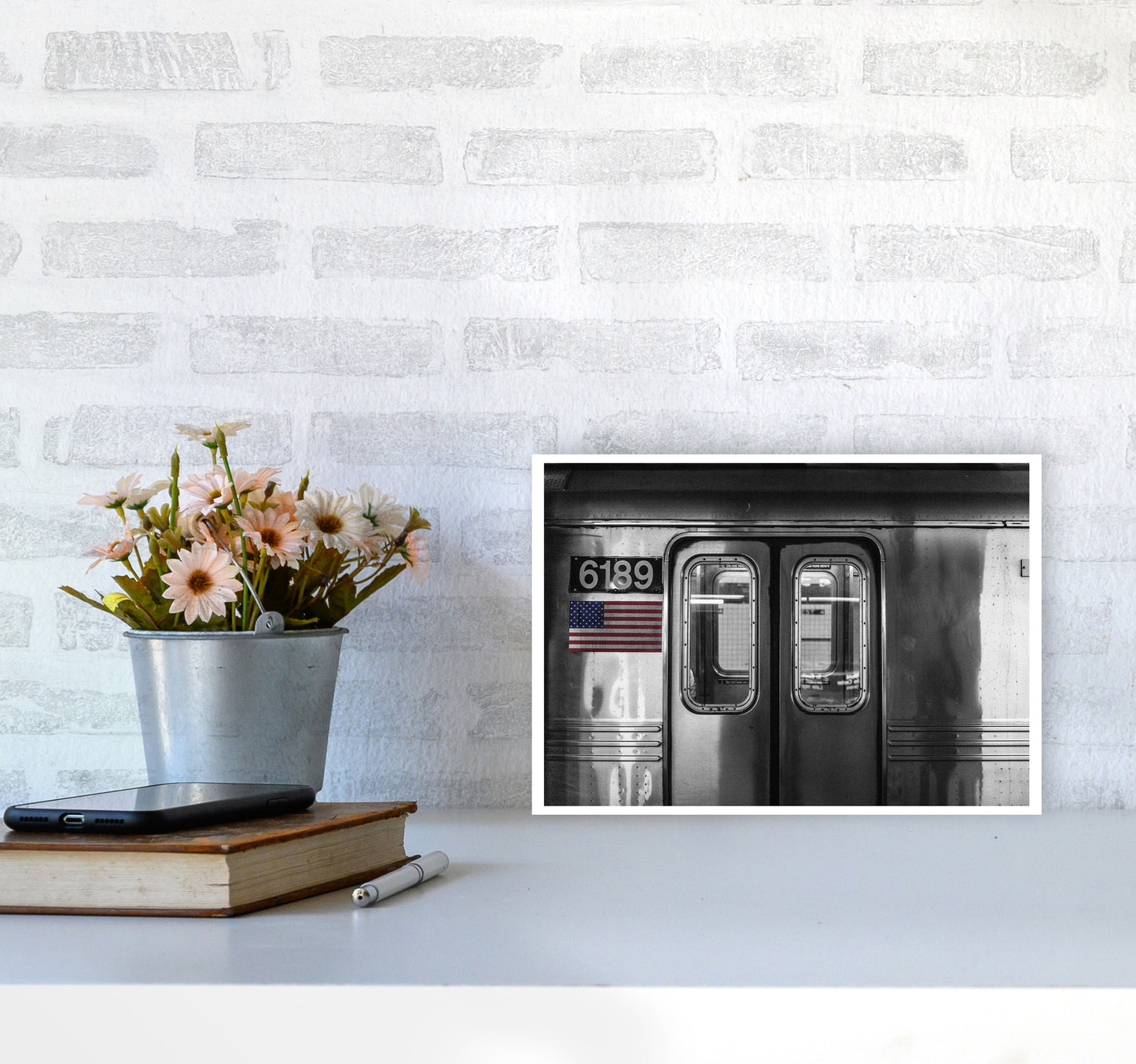 Vintage USA Subway Modern Print A4 Black Frame