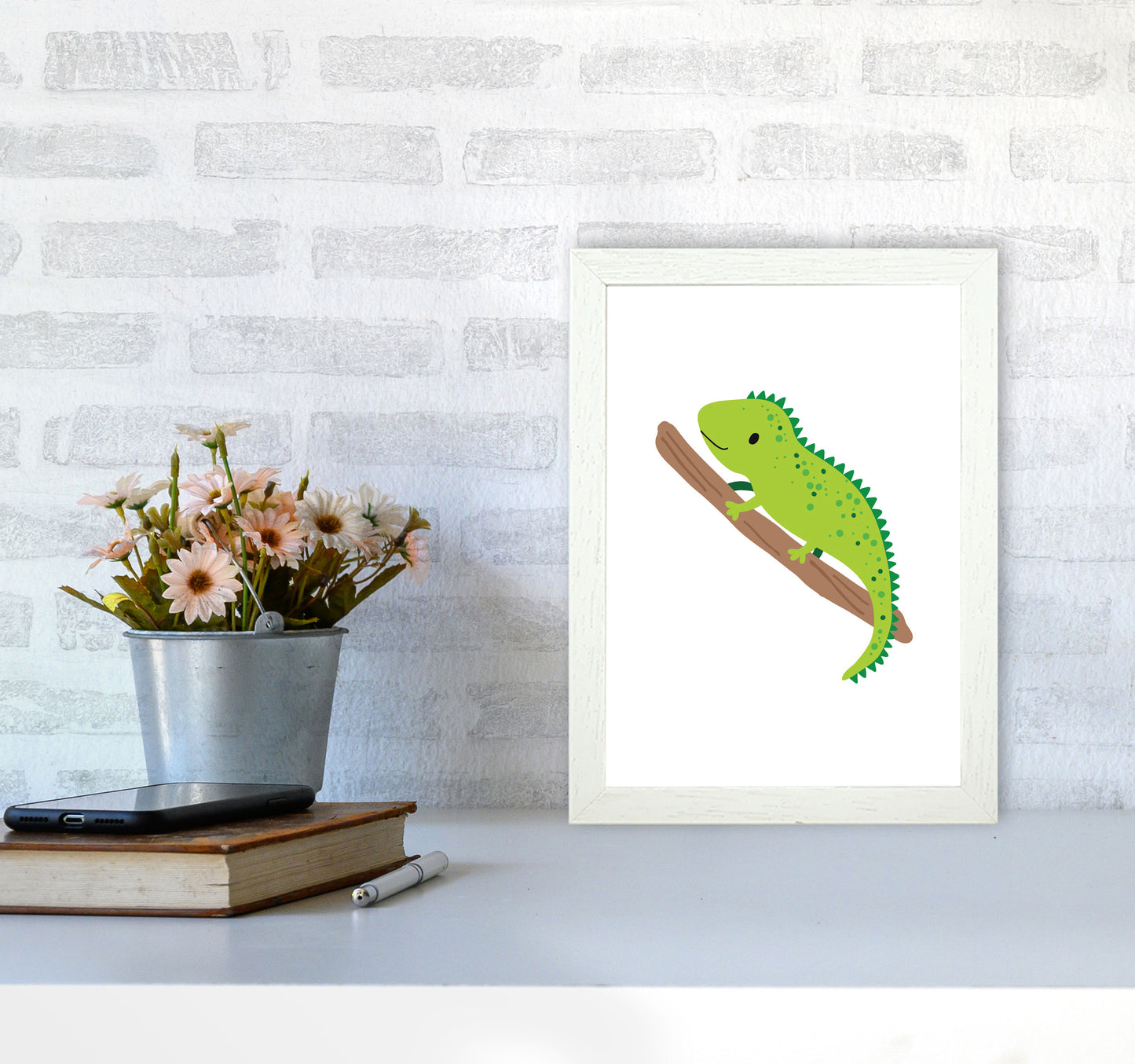 Children's Animals, Iguana Modern Print A4 Oak Frame