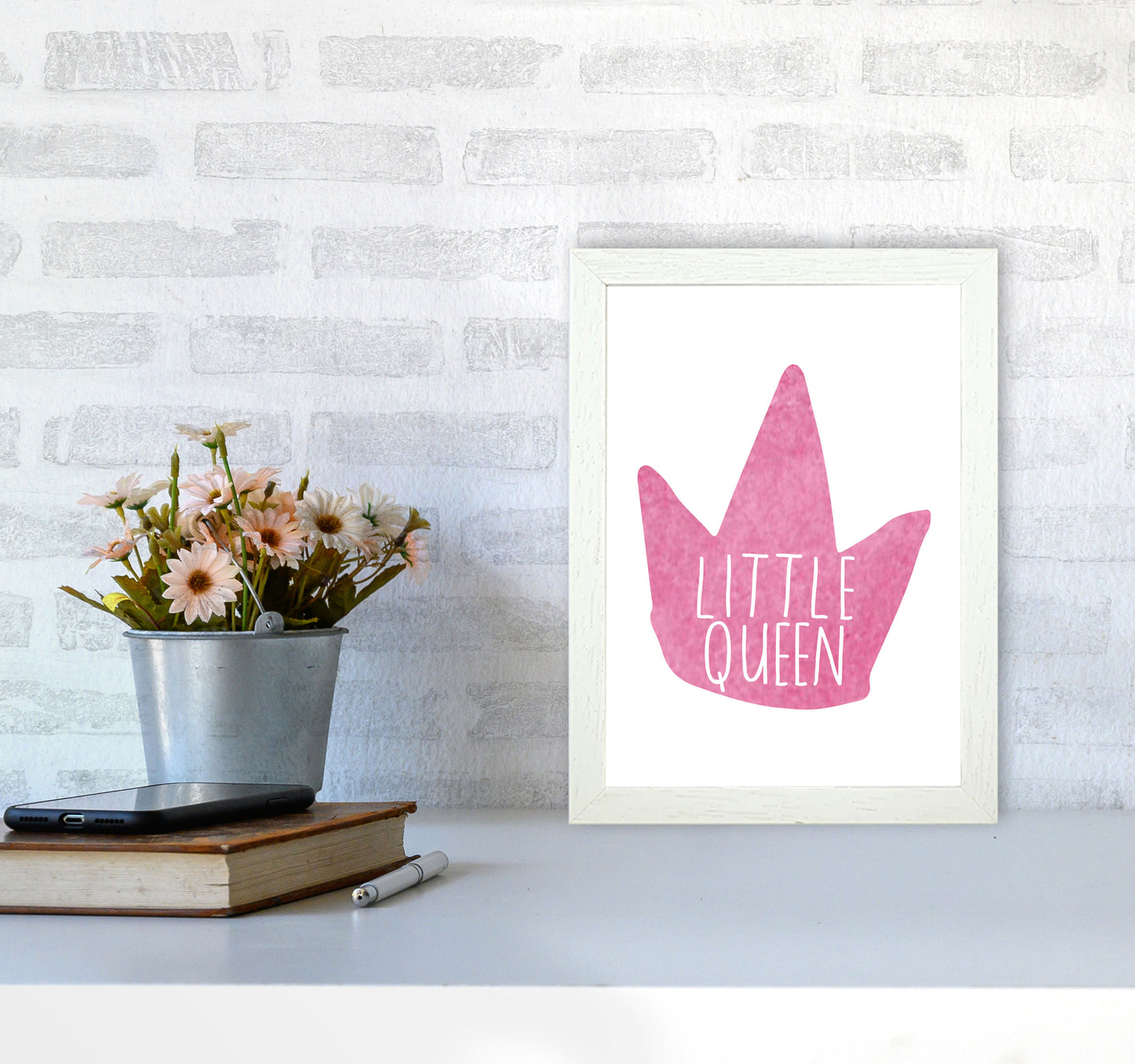 Little Queen Pink Crown Watercolour Modern Print A4 Oak Frame