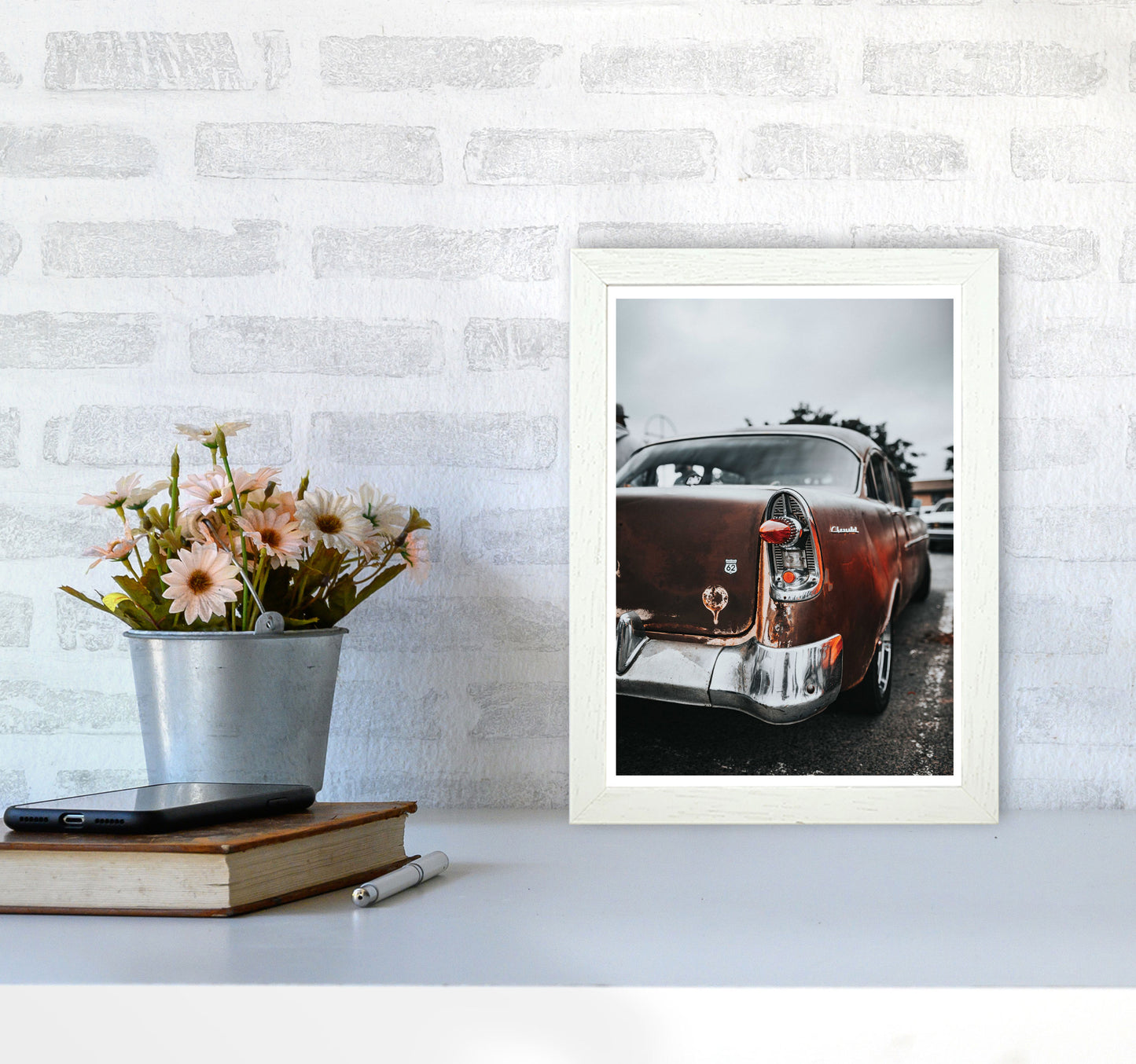 Retro Car Modern Print A4 Oak Frame