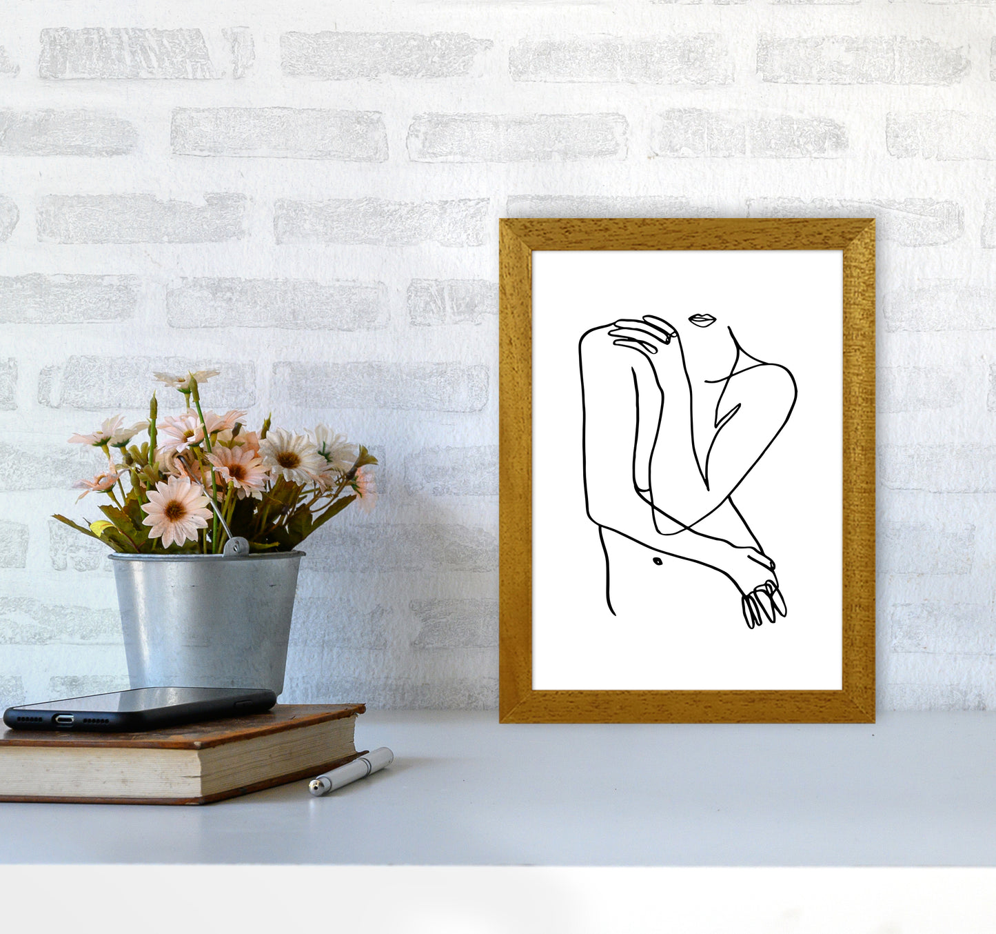 Hiding Front Pose By Planeta444 A4 Print Only
