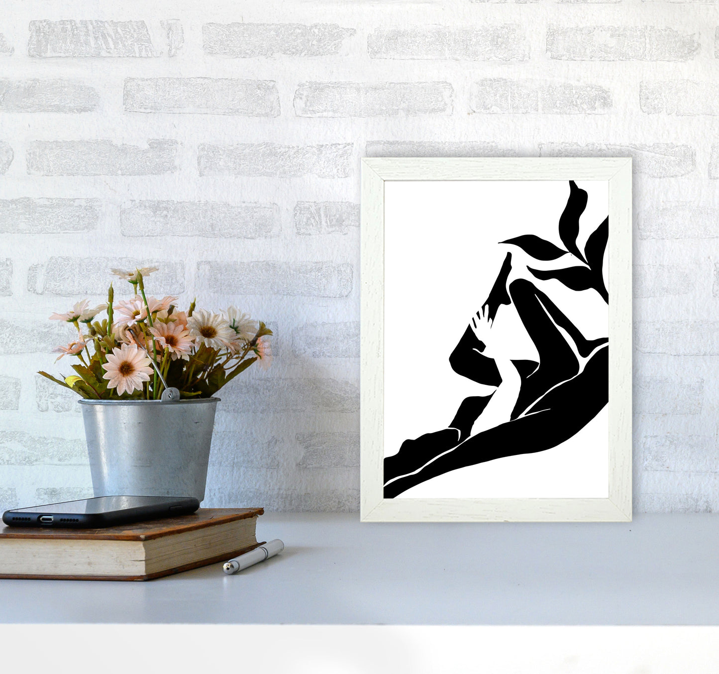 Matisse Lying Plant By Planeta444 A4 Oak Frame