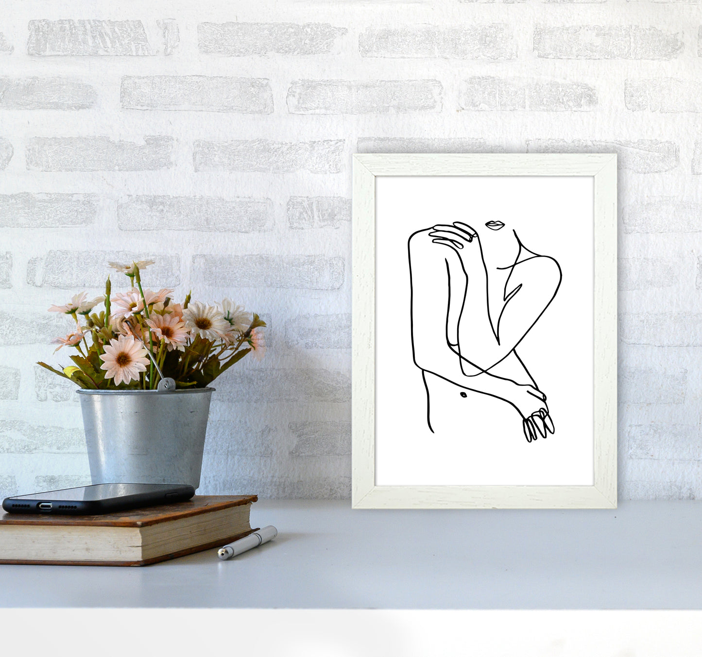 Hiding Front Pose By Planeta444 A4 Oak Frame