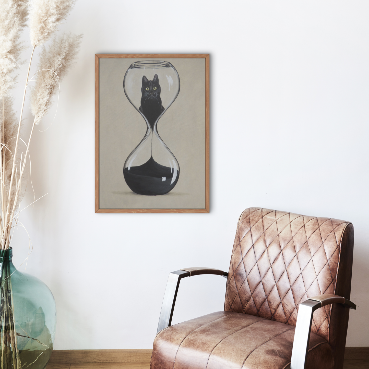 Hourglass Cat by Coco Deparis
