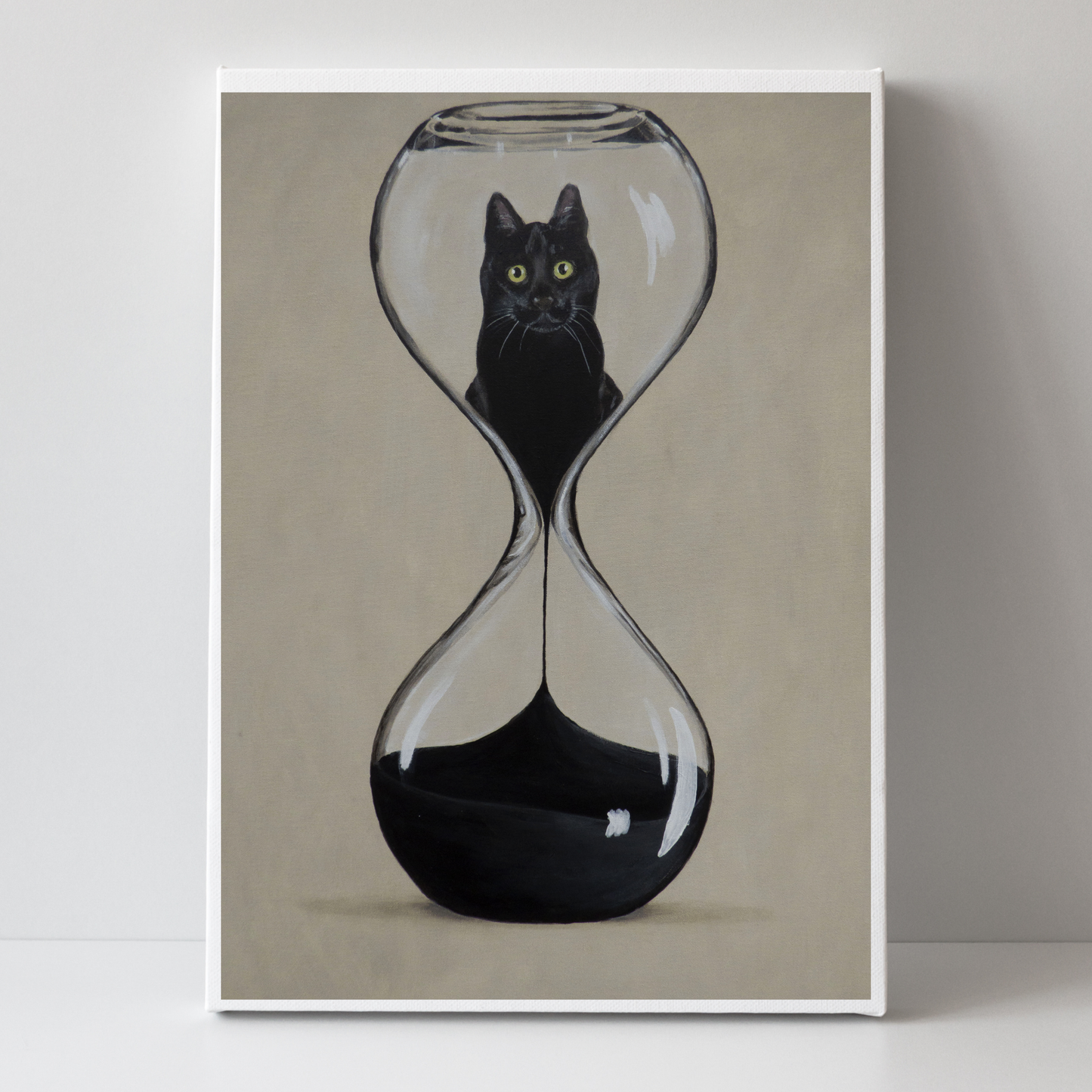 Hourglass Cat by Coco Deparis