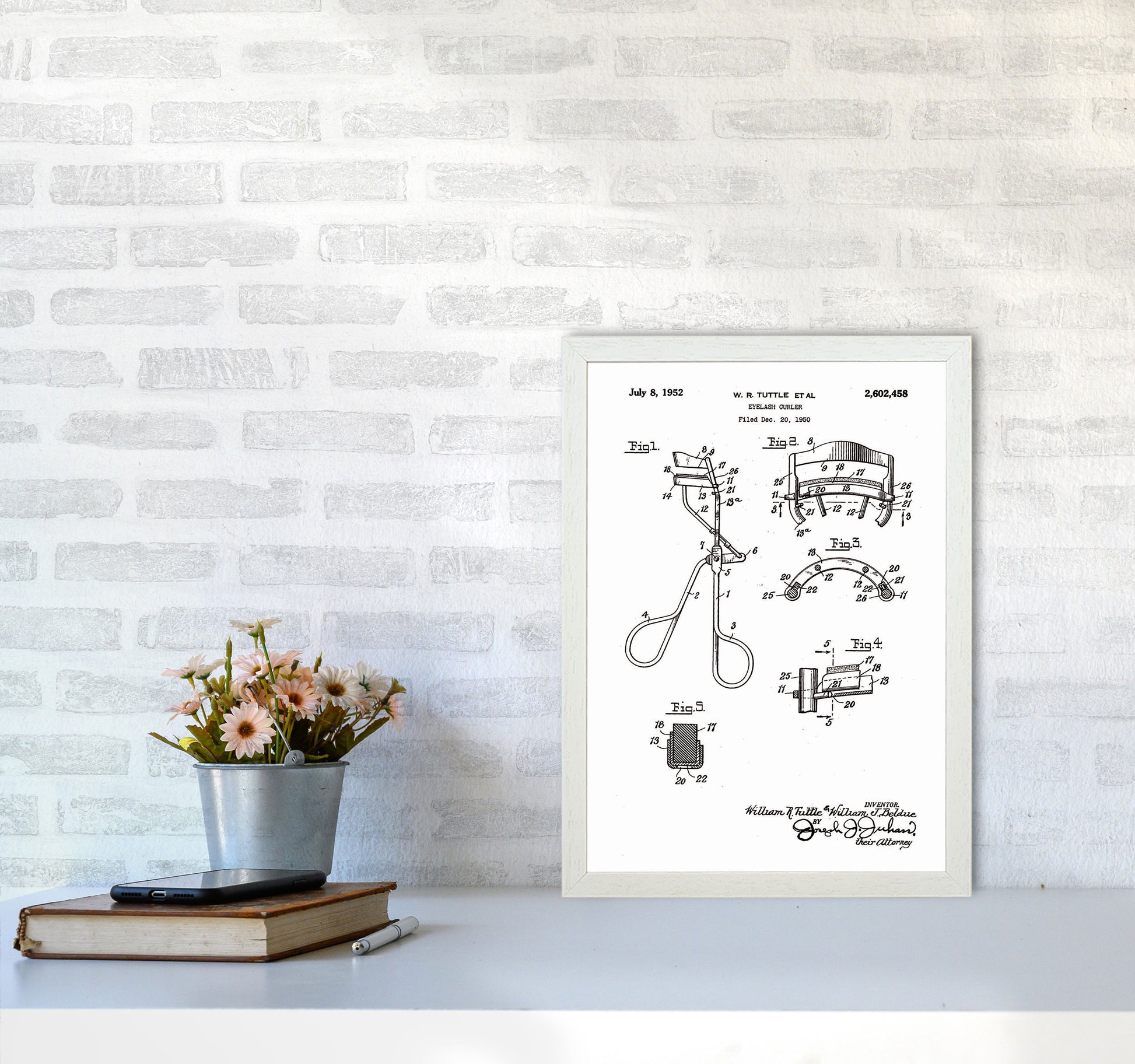Eyelash Curler Patent Art Print by Jason Stanley A3 Oak Frame