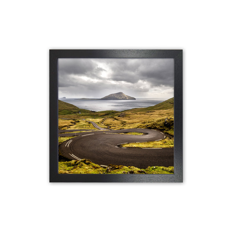 Going Round Art Print by Karsten Wrobel Black Grain