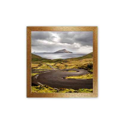 Going Round Art Print by Karsten Wrobel Oak Grain