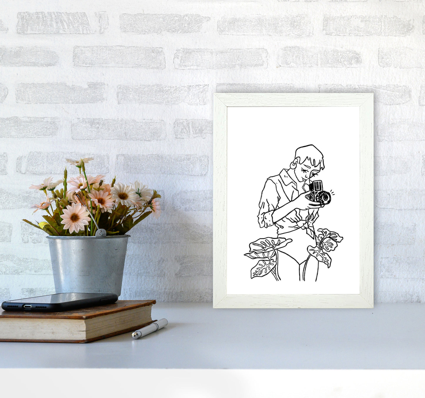 Snap Art Print by Lucy Michelle A4 Oak Frame