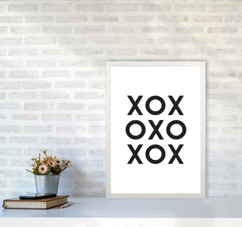 XOXO Modern Print A2 Oak Frame