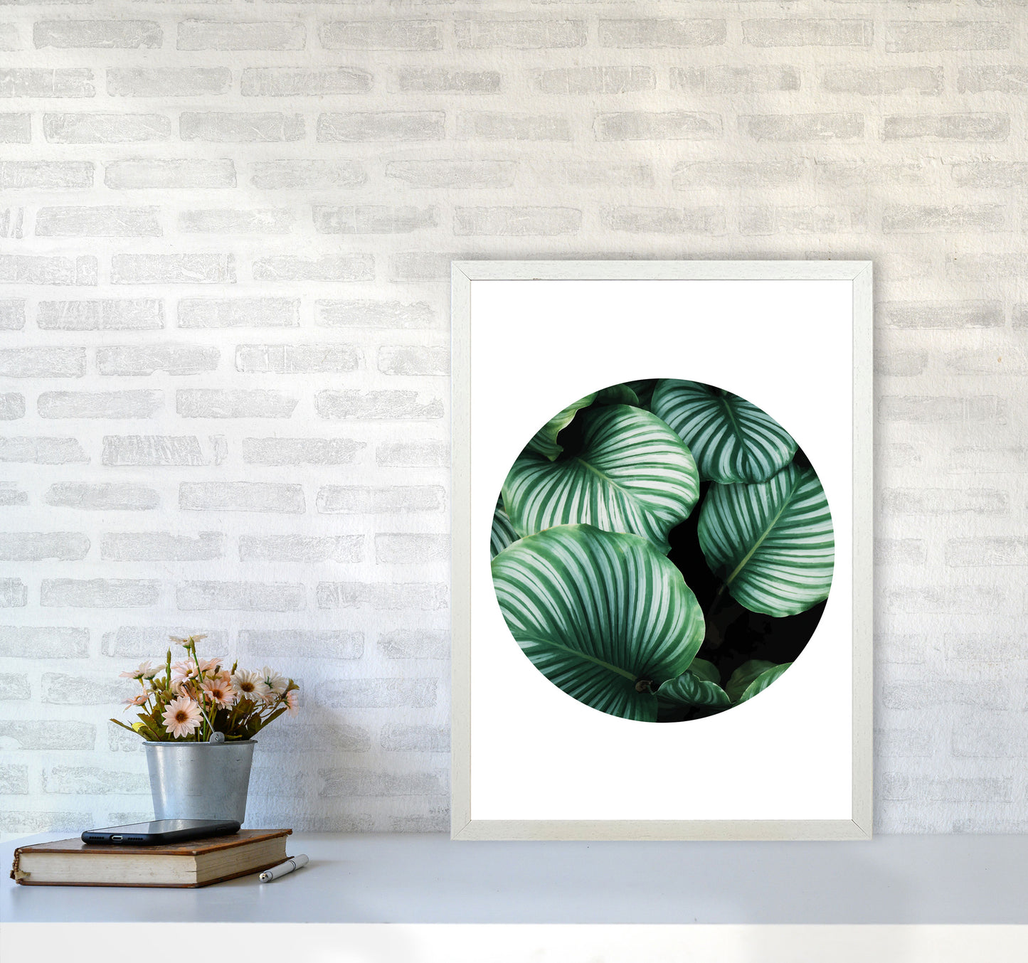Green Leaves Circle Modern Print, Framed Botanical & Nature Art Print A2 Oak Frame