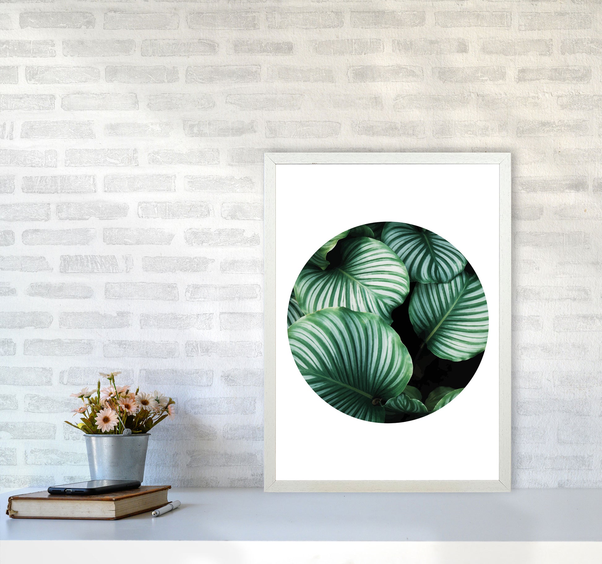 Green Leaves Circle Modern Print, Framed Botanical & Nature Art Print A2 Oak Frame
