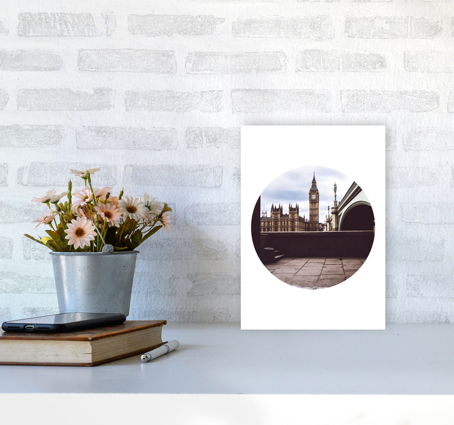 London Big Ben Modern Art Print, Framed Wall Art A4 Black Frame