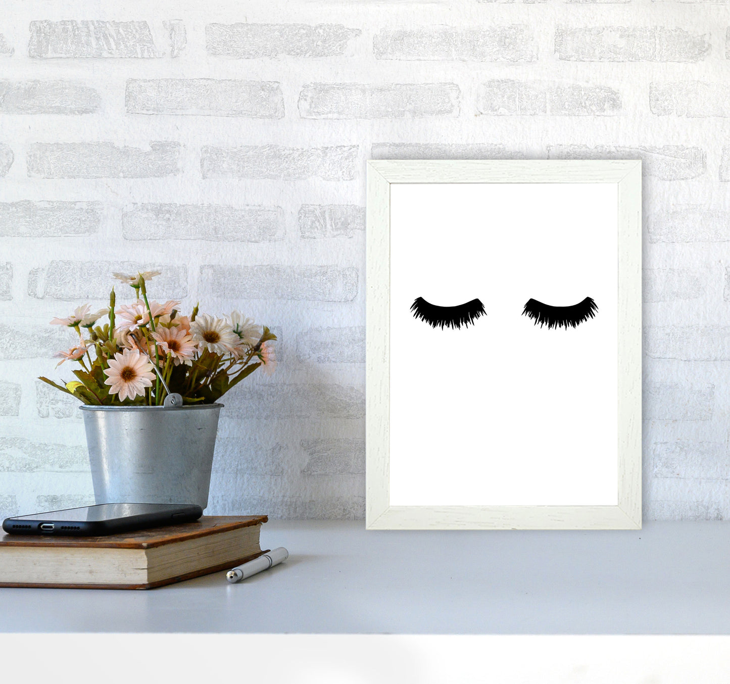 Lashes Modern Print A4 Oak Frame