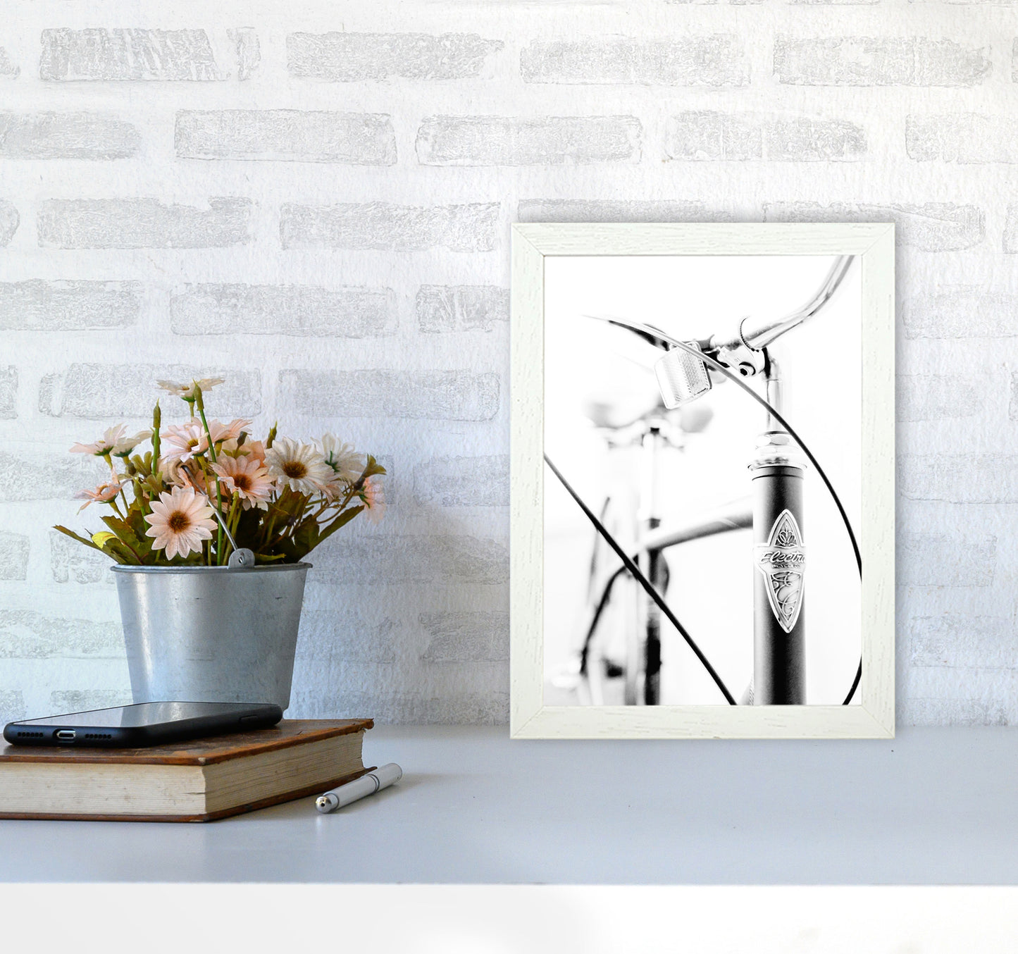 Retro Bike Frame Modern Print A4 Oak Frame