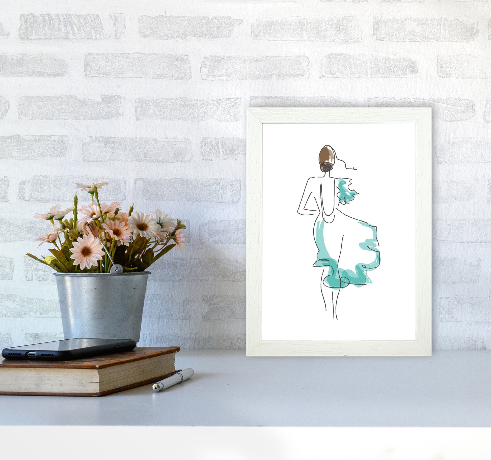 Fashion Line Drawing Modern Print A4 Oak Frame