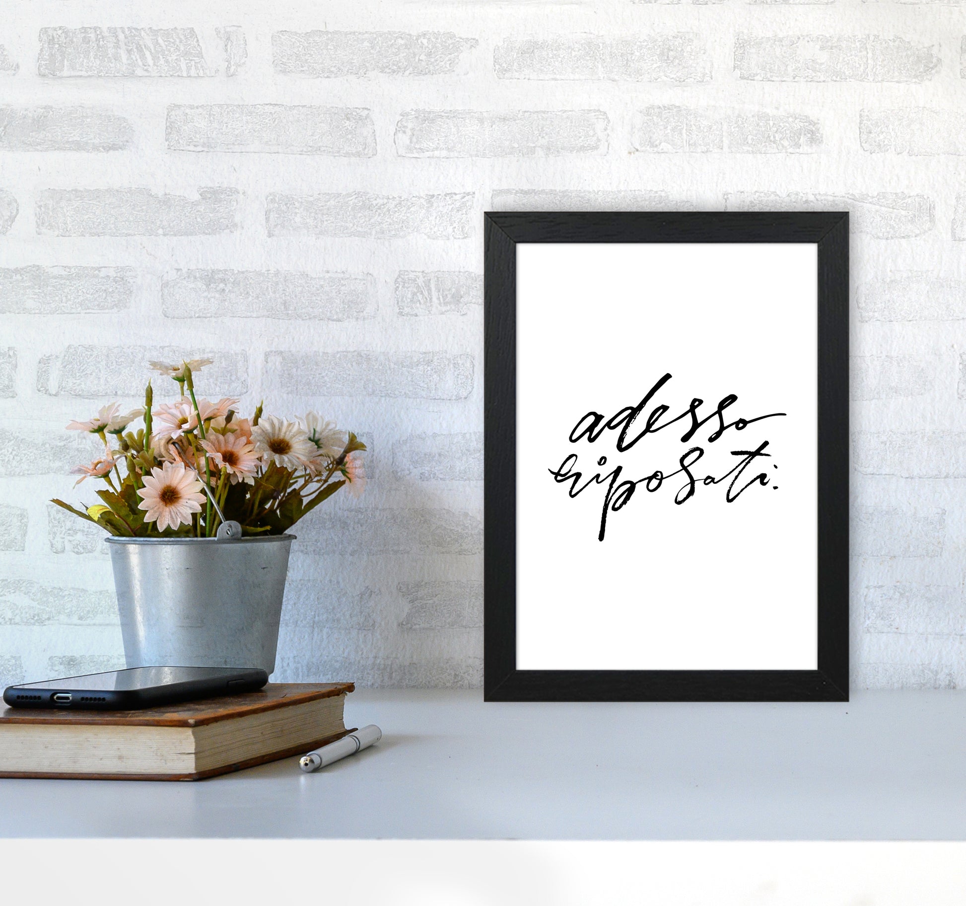 Adesso Riposati By Planeta444 A4 White Frame